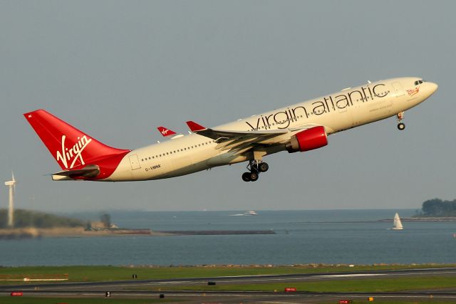 Airbus A330-200 (G-VMNK) - Daydream Believer departing back to Manchester