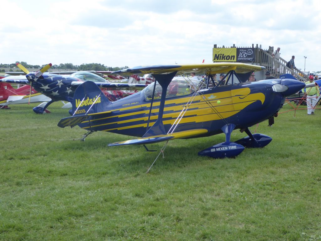 YAKOVLEV Yak-52 (N22XS)