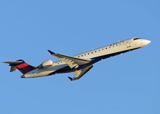 Canadair Regional Jet CRJ-700 (N771SK)