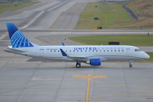 Embraer 175 (N609UX) - Taxiing at KCLT - 9/28/19