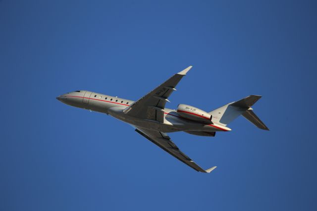 Bombardier Global Express (9H-VJR)