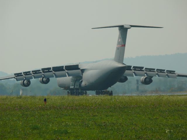 Lockheed C-5 Galaxy (N00462)