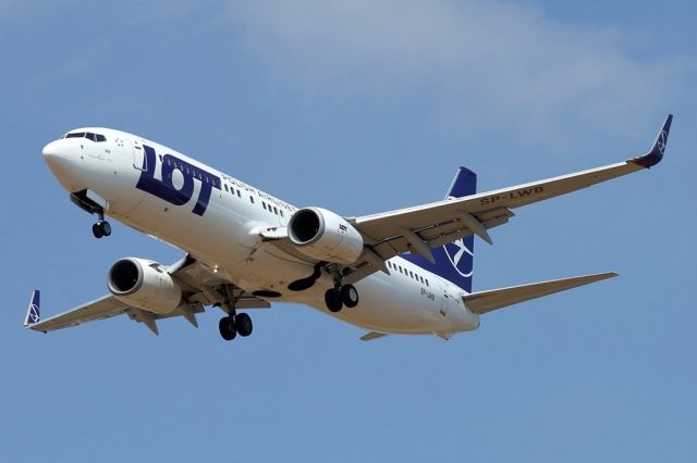 Boeing 737-800 (SP-LWB) - 15/06/2019: Flight from Gdansk landing on runway 12.