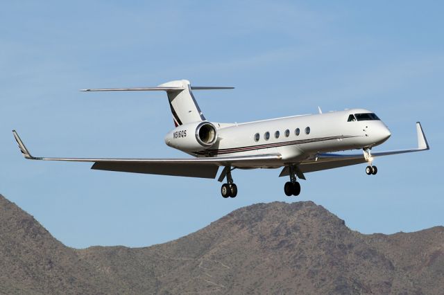 Gulfstream Aerospace Gulfstream V (N516QS) - Gulfstream G-V arriving at Scottsdale Airport after a 5.5 hour flight from Teterboro.