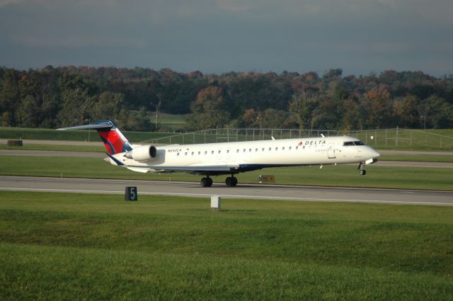 Canadair Regional Jet CRJ-900 (N692CA) - taxing off 36R