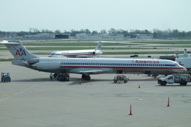 McDonnell Douglas MD-83 (N9405T)