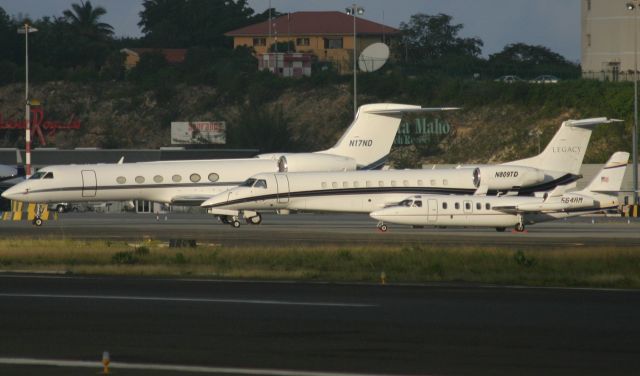 Embraer ERJ-135 (N809TD)