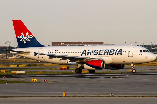 Airbus A320 (YU-API) - evening