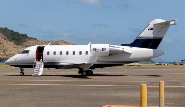 Canadair Challenger (VH-LEF)