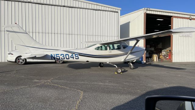 Cessna Skylane RG (N5304S)