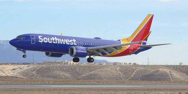 Boeing 737 MAX 8 (N8704Q)