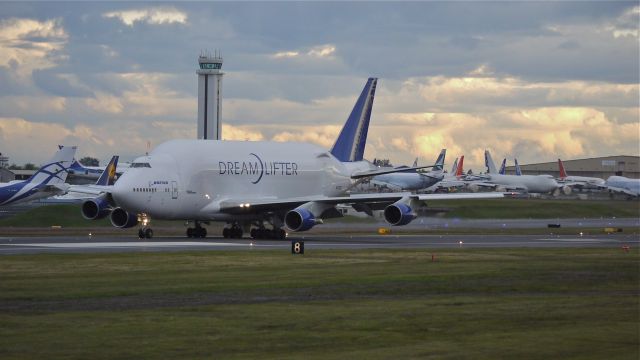 Boeing 747-400 (N747BC) - GTI4346 taxis on runway 34L after arriving from KCHS on 6/26/12.