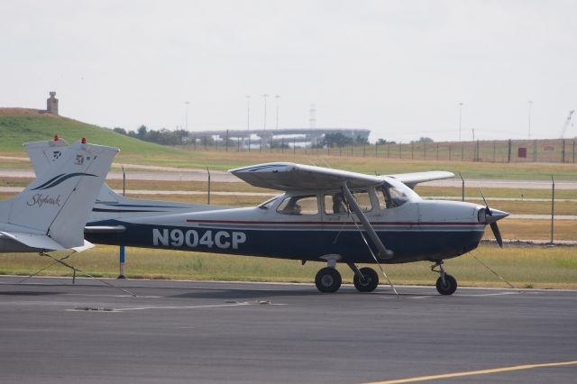 Cessna Skyhawk (N904CP)