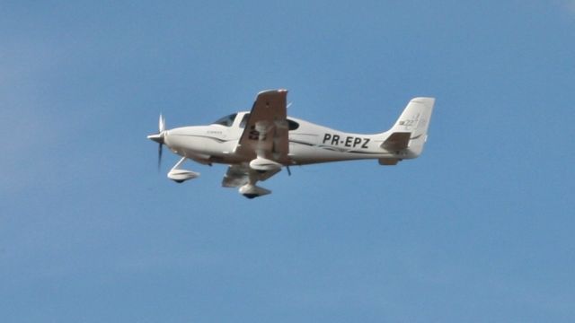 Cirrus SR-22 (PR-EPZ)