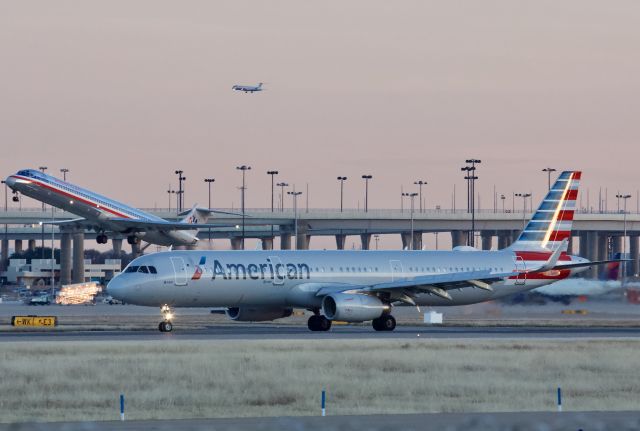 McDonnell Douglas MD-83 (N9618A) - MadDog departing DFW as an A321 arrives at twilight (please view in "full" for highest image quality)