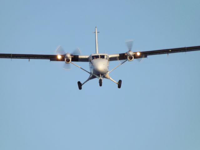 De Havilland Canada Twin Otter (C-GNQY)