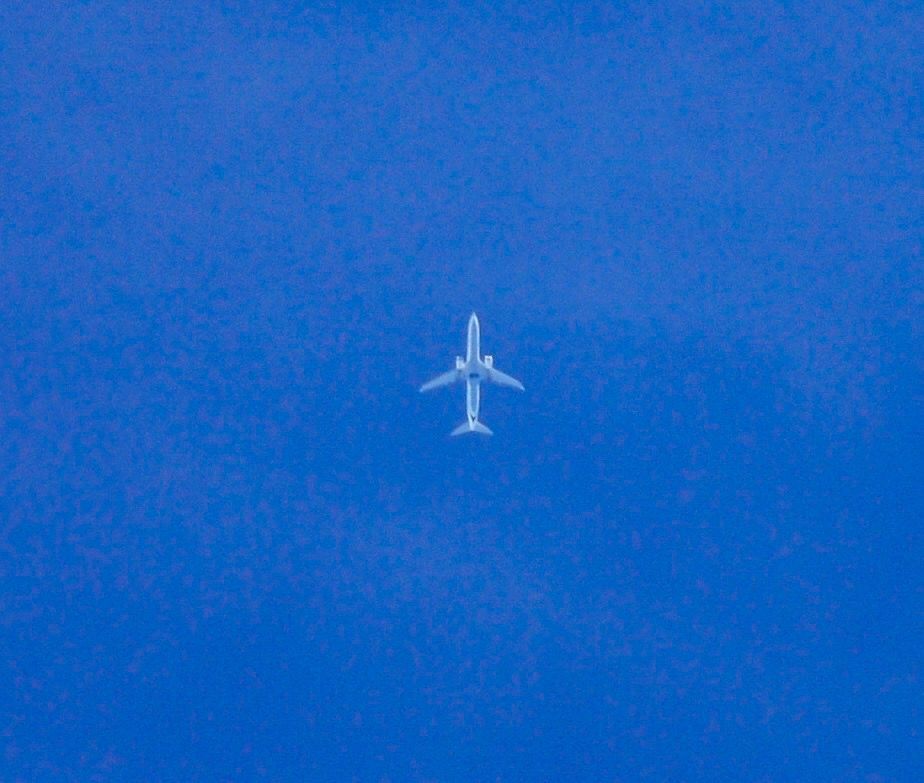 Boeing 737-900 (N442AS) - Flying over Simpsonville from CHS-SEA.