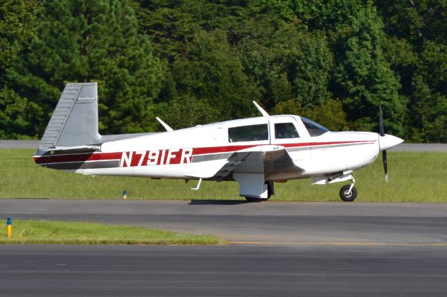 Mooney M-20 (N791FR) - Taxiing at KJQF - 9/20/20