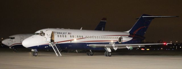 McDonnell Douglas DC-9-10 (N195US) - After hours Cargo pickup on west ramp at Gary Regional Airport.