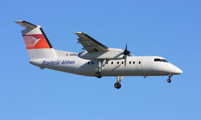 de Havilland Dash 8-100 (C-GPAU)