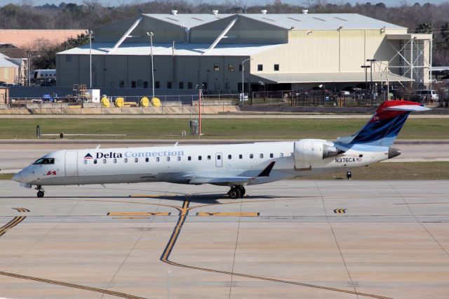 Canadair Regional Jet CRJ-700 (N376CA) - (03-02-2011)