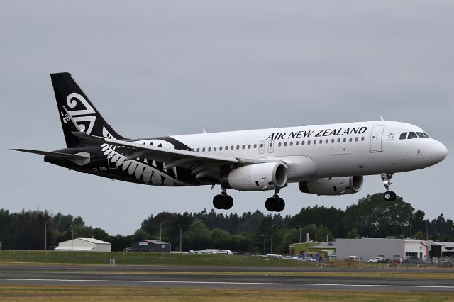 Airbus A320 (ZK-OXE) - on 25 December 2016