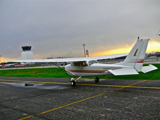 Cessna Skyhawk (N105RD)