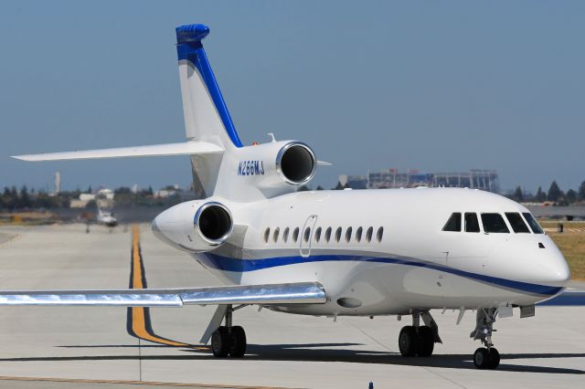 Dassault Falcon 900 (N286MJ)