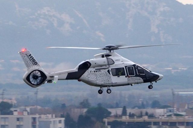 AIRBUS HELICOPTERS H-160 (F-WWOR)