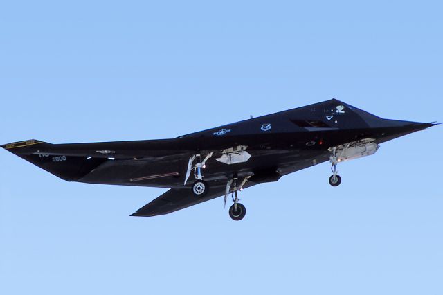 Lockheed Nighthawk (82-0800) - Oct. 1996 - on final for 21L at Nellis AFB.