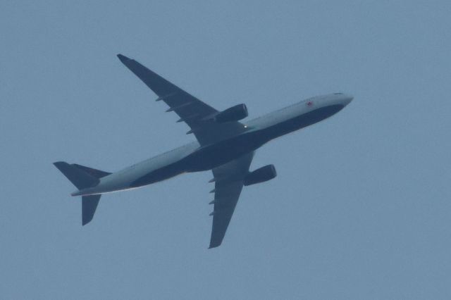 Airbus A330-300 (C-GHKW) - C-GHKW Airbus A-330-343 Air Canada AC844 De Montréal YUL vers Frankfurt FRA. Altitude 5843 Mètres. Vitesse 865 Km/H. Survolant la ville de Lavaltrie QC. Le 06-09-2024 à 19:15.