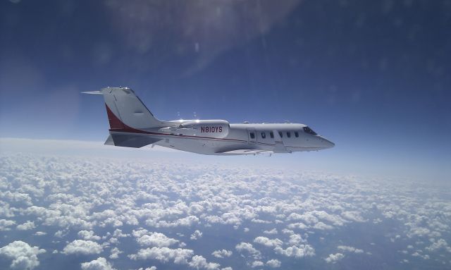 Learjet 60 (N810YS) - XR