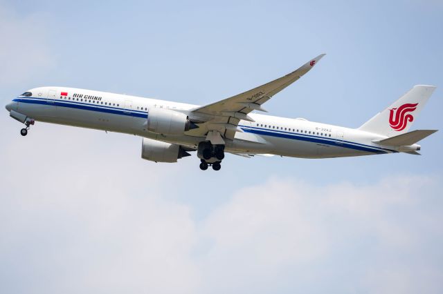Airbus A350-900 (B-32EZ) - Flight Inaugural Milan - Chengdu