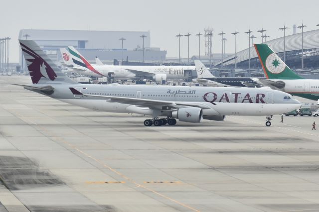 Airbus A330-200 (A7-ACF)