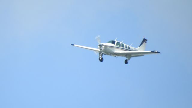 Beechcraft Bonanza (36) (N450WS)