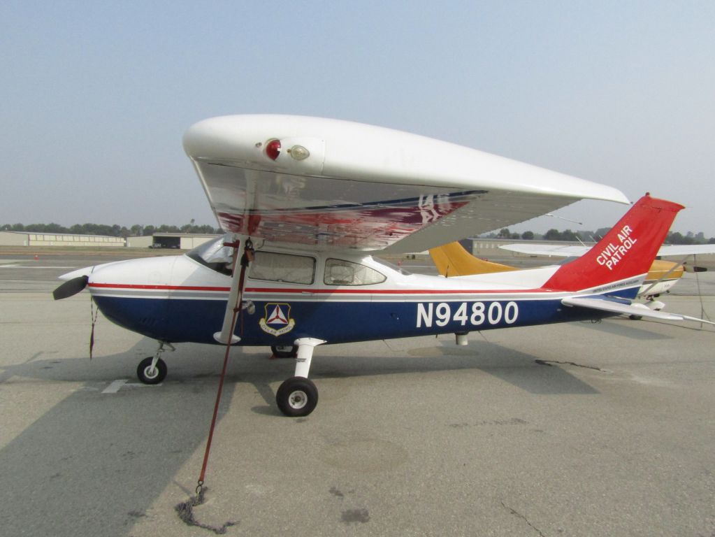 Cessna Skylane (N94800) - On the ramp