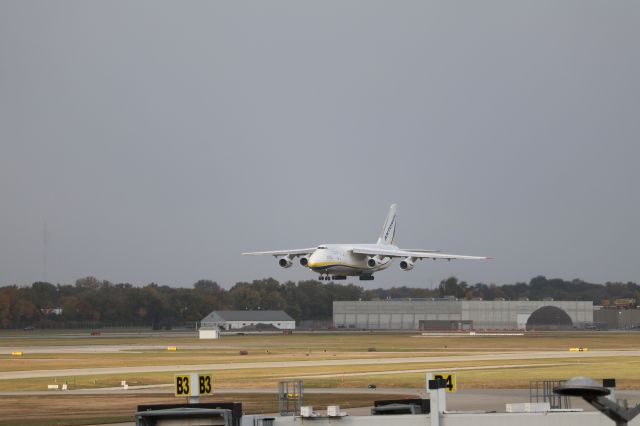 Antonov An-124 Ruslan (UR-82072) - BIG surprise! ADB Antonov An-124 Ruslan returns after I missed it the day before! "Brave Like Kherson" thunders onto runway 23R before preparing to load up classified cargo for a flight back to Poland the next day