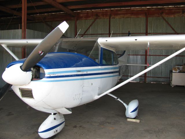Cessna Skylane (N2044R)