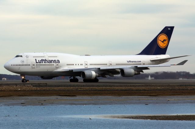 Boeing 747-400 (D-ABVU)