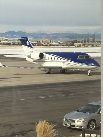 Canadair Challenger (N436DM)