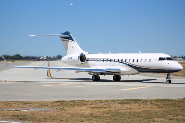 Bombardier Global Express (N99ZM)