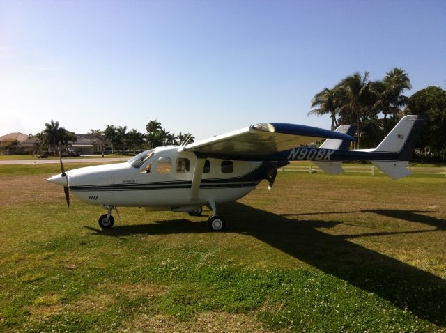 Cessna T337G Pressurized Skymaster (N90BK)