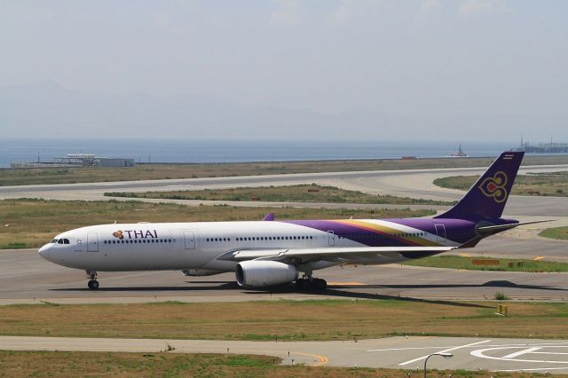 Airbus A330 (HS-TEN)