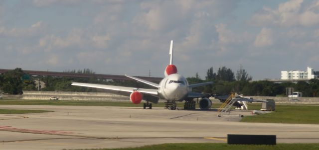 McDonnell Douglas DC-10 (N370FE)