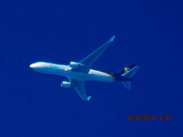 BOEING 767-300 (N350UP)