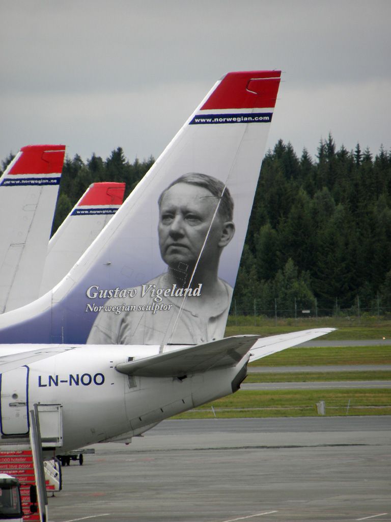Boeing 737-800 (LN-NOO)