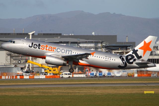 Airbus A320 (VH-VGR)