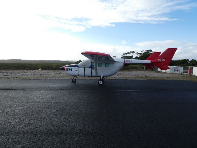 Cessna Super Skymaster (VH-IEV)