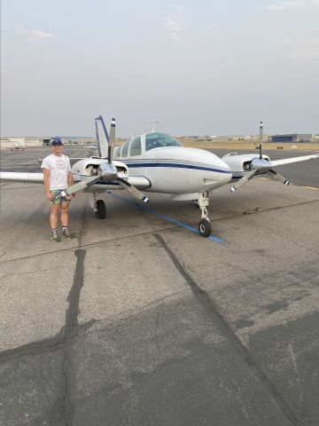 Beechcraft 55 Baron (N101BM)