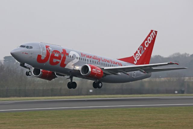 BOEING 737-300 (G-CELX) - EXS835 departing to Grenoble.